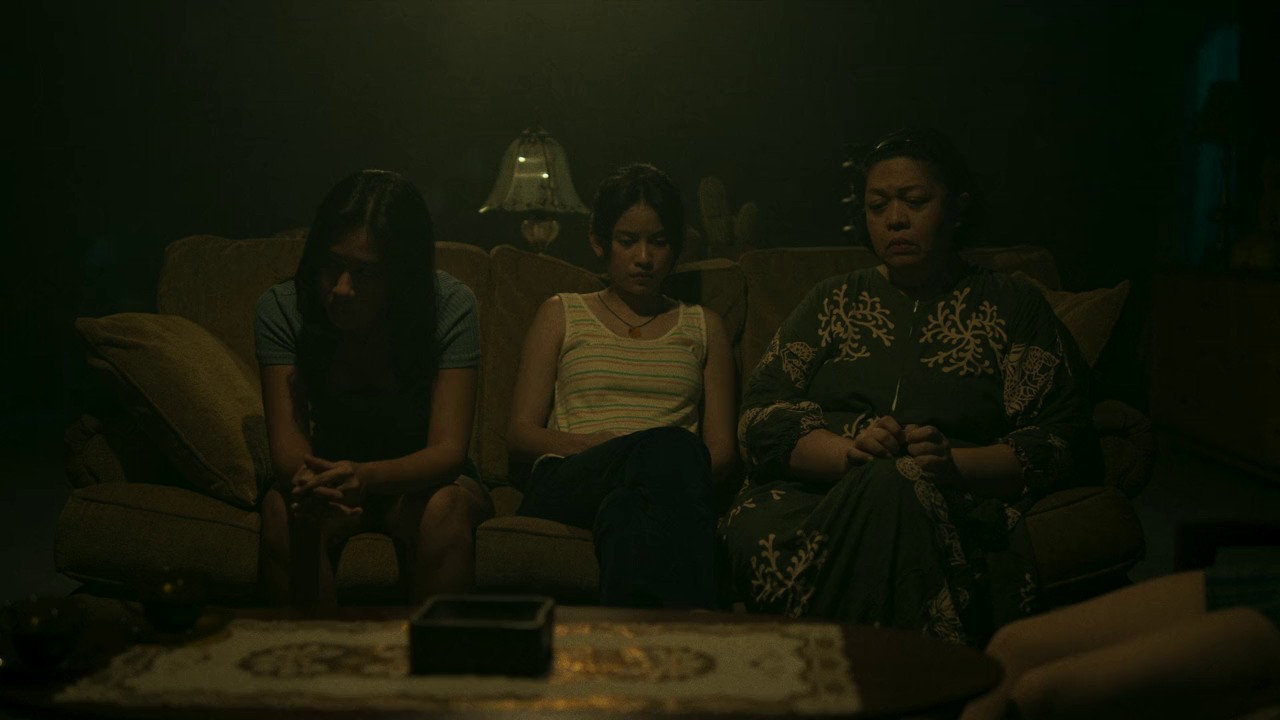 Do You See What I See (2024) WEBRip English 720p x264 AVC AAC 2.0.mkv.0002